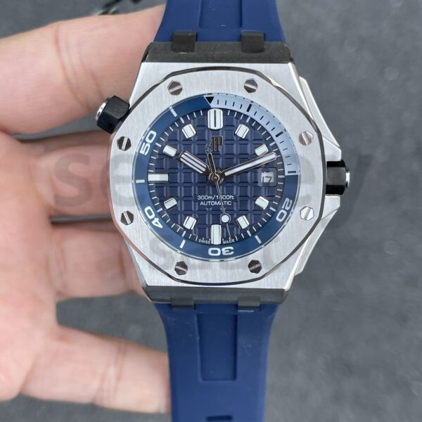 Audemars Piguet Royal Oak Lacivert