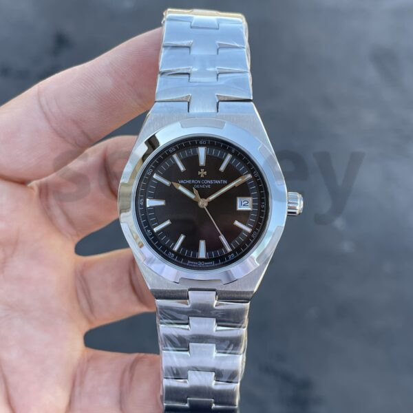 Vacheron Constantin Overseas