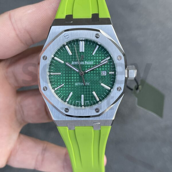 Audemars Piguet Royal Oak Klipsli toka Yeşil