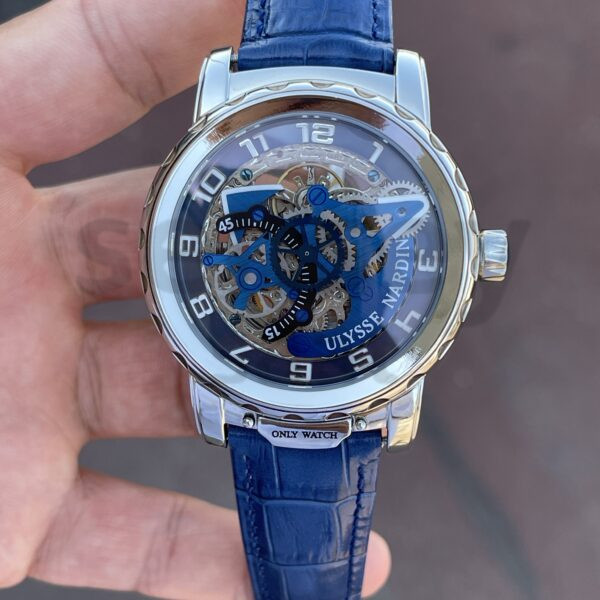 ULYSSE NARDIN Otomatik Erkek Kol Saati