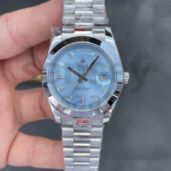 Rolex Day Date M228206-0002 Buz Mavisi Kadran