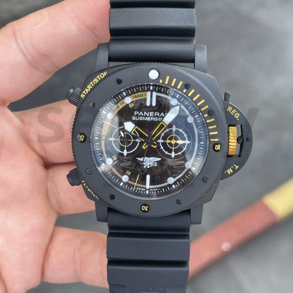 Panerai Submersible PAM1325-1