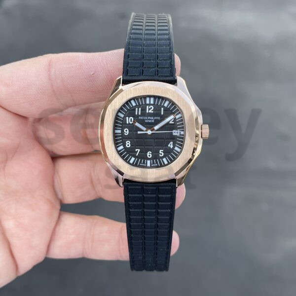Patek Philippe / Aquanut Ladies 5064