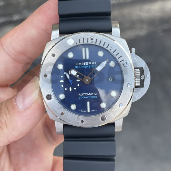 Panerai Submersible PAM692