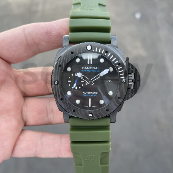 Panerai Submersible Carbotech PAM973-2