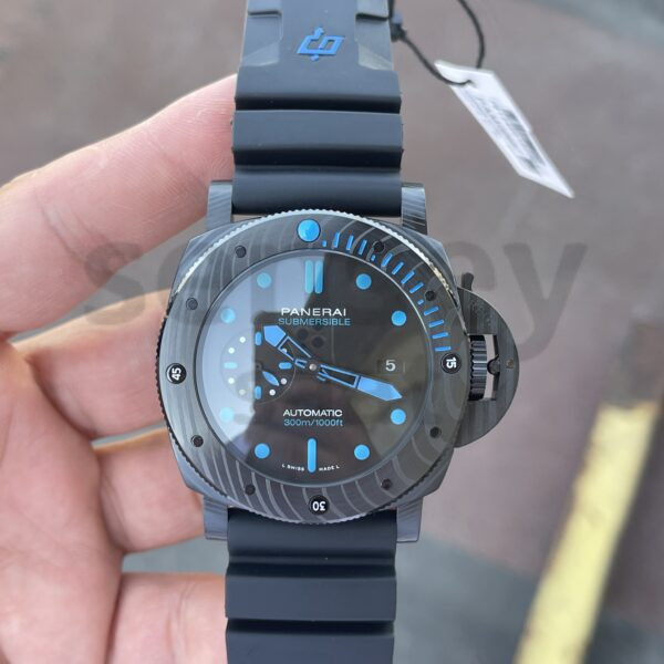 Panerai Submersible Carbotech PAM960