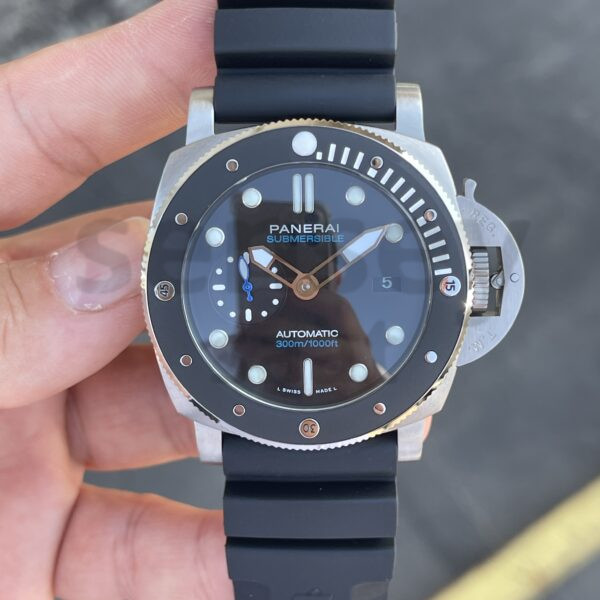 Panerai Submersible PAM2683