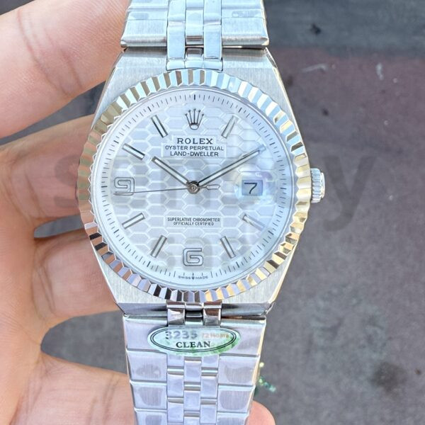 Rolex Land-Dweller