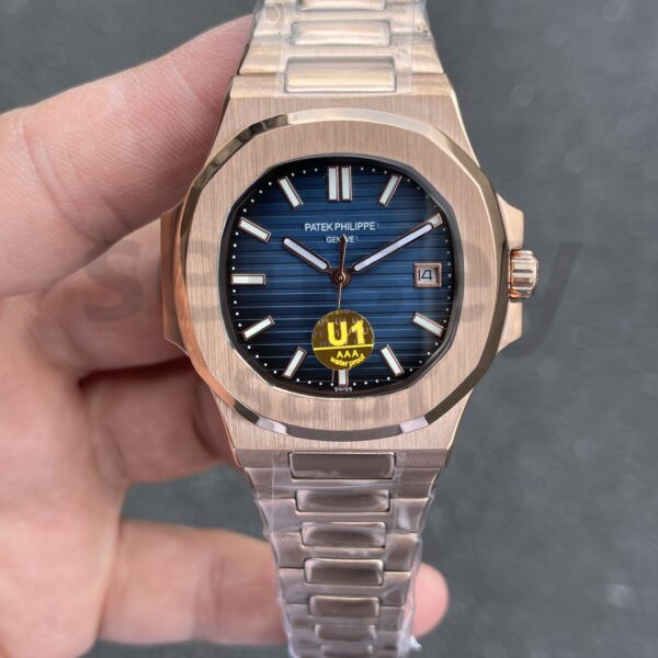 Patek Philippe Nautilus 5711 RoseGold Kasa Lacivert Kadran