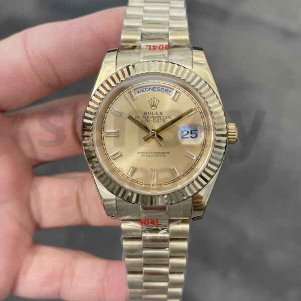 Rolex Day Date Gold 228238 Şampanya Baget Taşlı Kadran