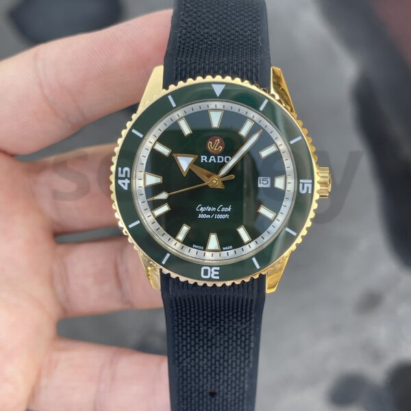 Rado Captain Cook