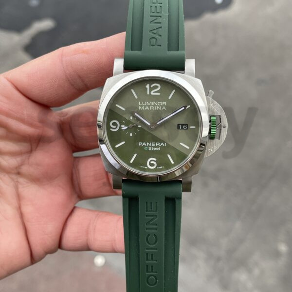 Panerai Submersible Esteel
