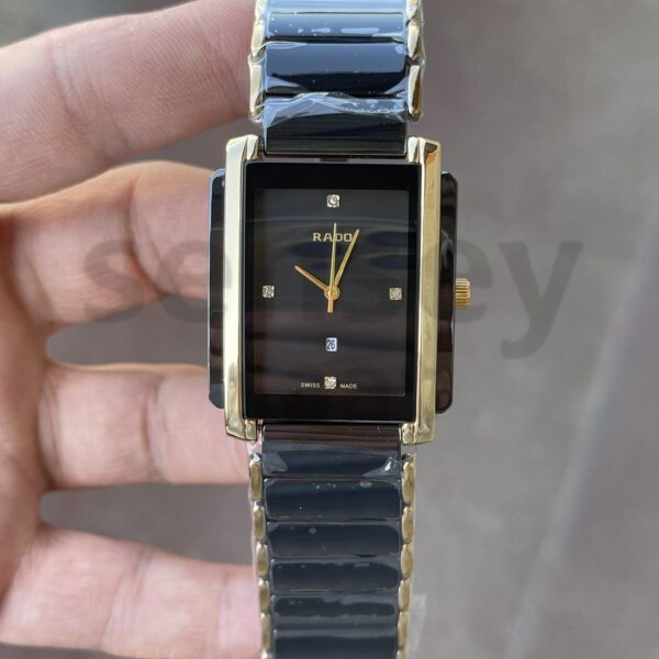 Rado Integral Diamonds