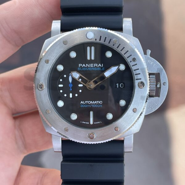 Panerai Submersible PAM2305