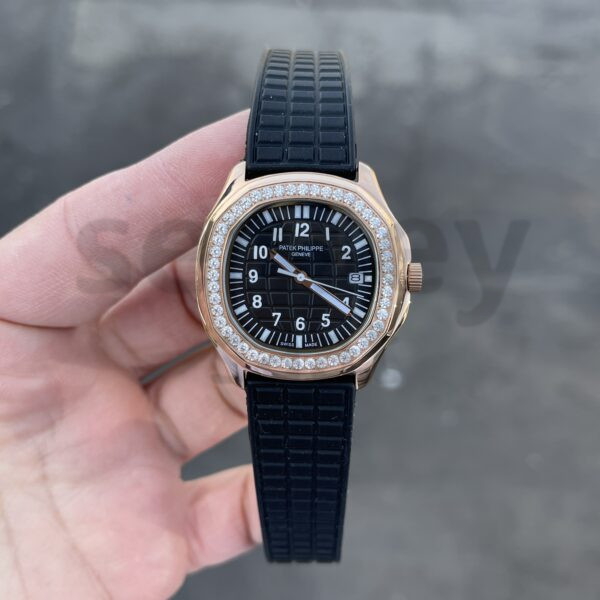 Patek Philippe / Aquanut Ladies 5064