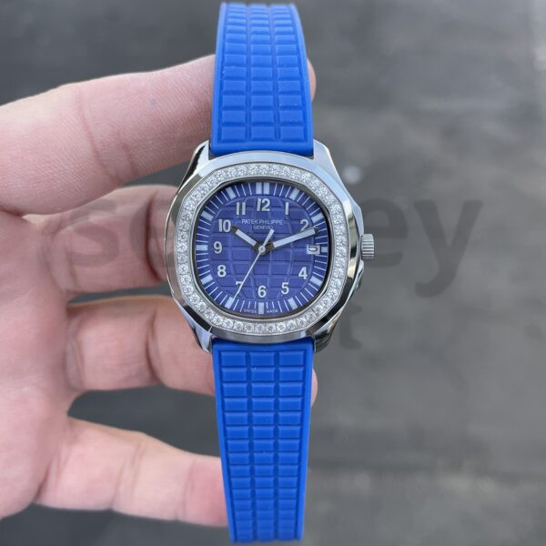 Patek Philippe / Aquanut Ladies 5064