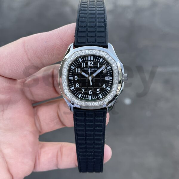 Patek Philippe / Aquanut Ladies 5064